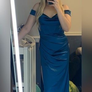 B Darlin Macys boned bodice gown size 9/10 color: Lagoon.